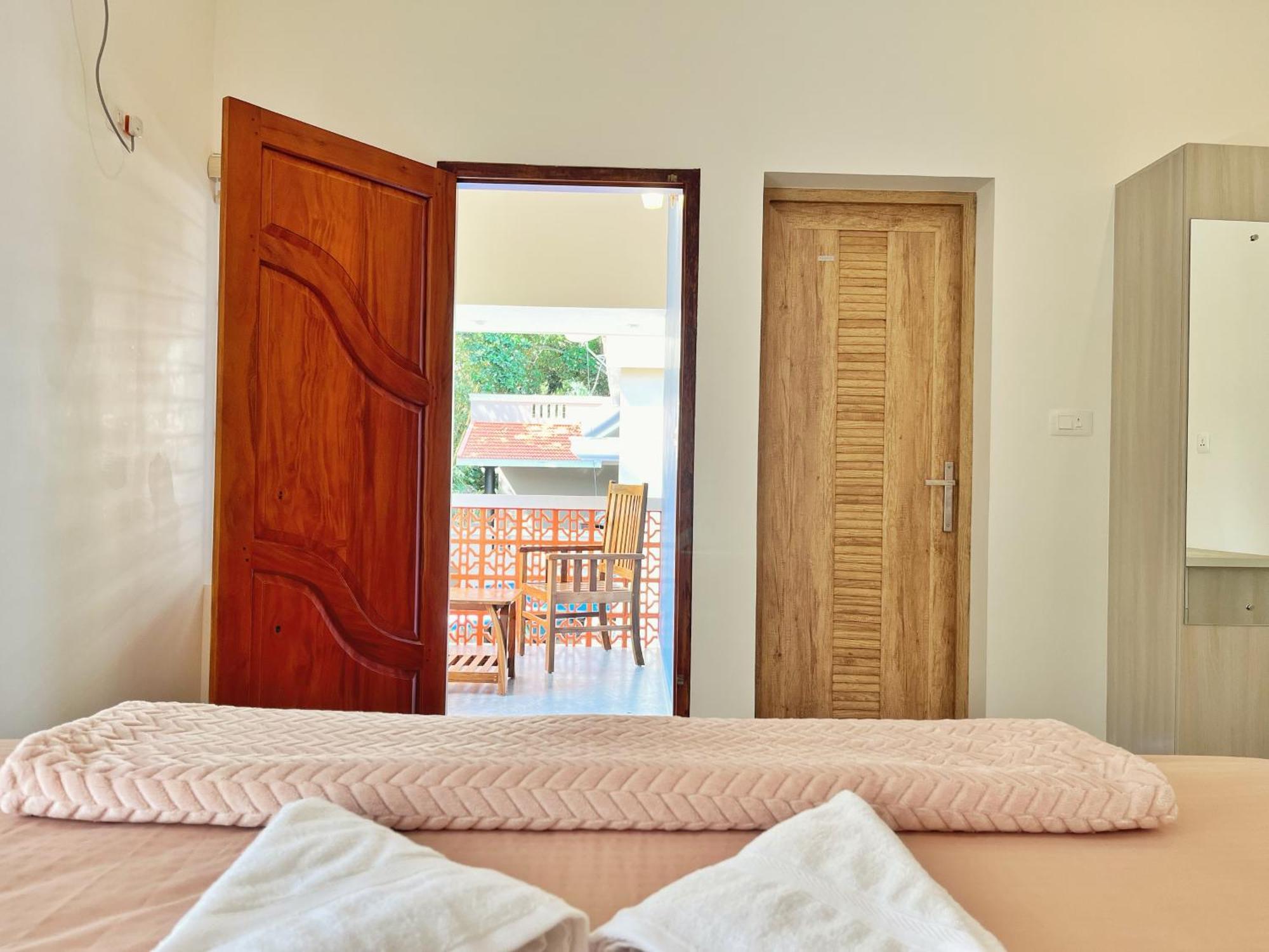 Bava Beach Resort & Retreat Center Варкала Екстер'єр фото