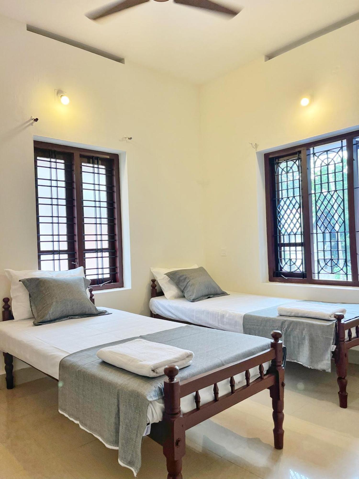 Bava Beach Resort & Retreat Center Варкала Екстер'єр фото