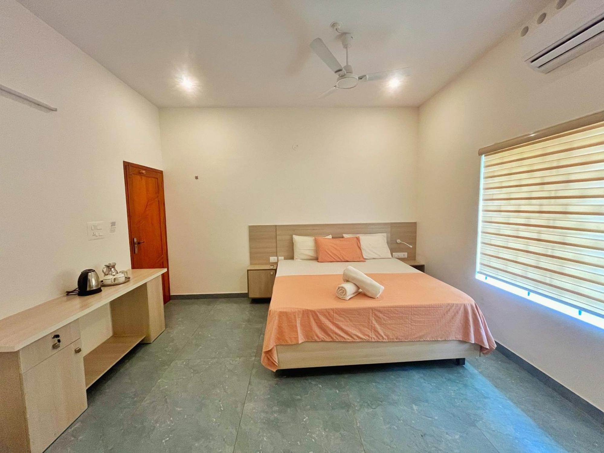 Bava Beach Resort & Retreat Center Варкала Екстер'єр фото